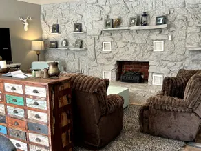 4BR, 4 Private Acres, Fire Pit, Near Buffalo River and Canoe Rentals - Image 2