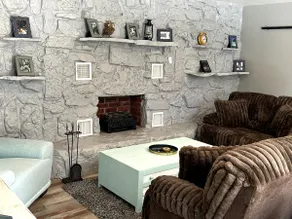 4BR, 4 Private Acres, Fire Pit, Near Buffalo River and Canoe Rentals - Image 3