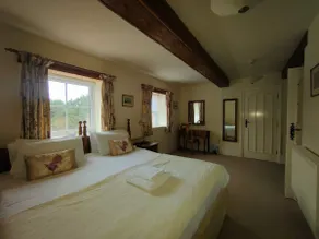 Meadows Edge, hot tub Pet friendly , fishing - Image 4
