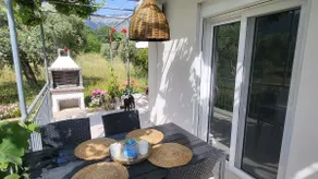 Holiday home with garden, terrace & BBQ | Nature view - Image 5