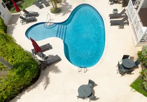 Lantana Sea view penthouse w/ balcony beach access - Image 4