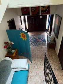 Cozy Beachside Getaway - Image 4