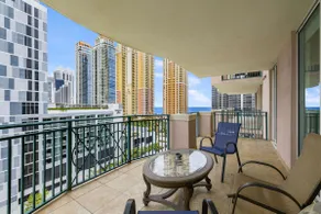 Alma del Horizonte – Skyline + Ocean, Free Parking - Image 2