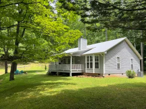 Mountain views yet convenient to town! - Image 2