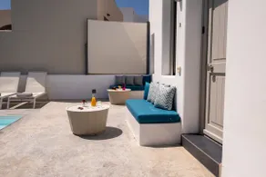 White Orchid Suites | 2 | Heated Shared Mini Pool - Image 5