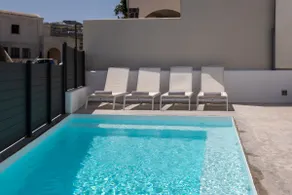 White Orchid Suites | 2 | Heated Shared Mini Pool - Image 3