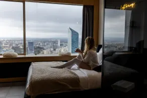 ”Skyline45” Luxury Suite and View on the 45th Floor - Image 2