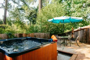 Family Favorite-Hot Tub -walk to river - Image 3