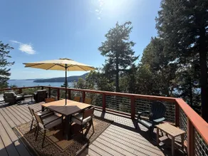 Beautiful Modern Home- Water View- Dog Friendly - Image 5