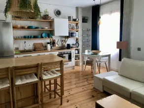 Stylish & Cozy Flat in heart of Ruzafa, Valencia - Image 2