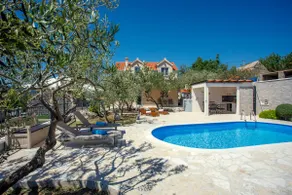 Last minute! Villa with a heated pool and cinema - Image 2