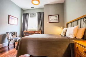Artist Apartment in Downtown Hood River - Image 5