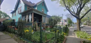 King Bed Garden Retreat - Image 2