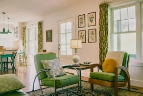 Little White Cottage - Image 2