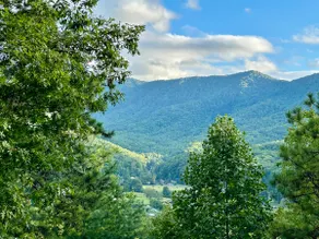 Panoramic views of the Smoky Mountains, near Blue Ridge Parkway and Bryson City - Image 3