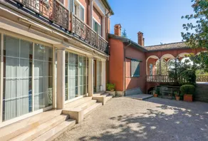 Villa Magnolia (Papal Luxury Residence) - Image 2