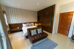 Modern, peaceful sanctuary · Villa 2, Sansai - Image 5