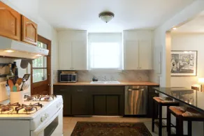 Peaceful 3BR w/ fenced yard - 10 min to Broadway - Image 3