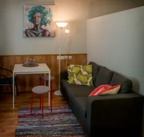 Bruninieku Apartment/Free parking - Image 4