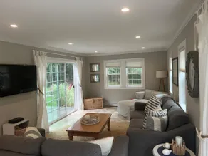Quintessential Cape House, 5-minute walk to beach - Image 2