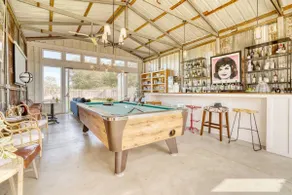 Three-Building Healdsburg Homestead with Wine Barn - Image 4