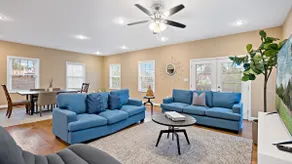 Grand Luxury | Hot Tub | Boutique | 3 bedrooms - Image 2