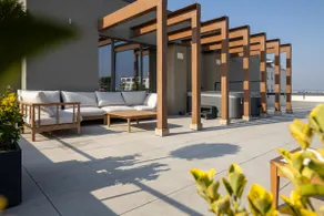The Alley - Three Bedroom Penthouse with Jacuzzi - Image 5