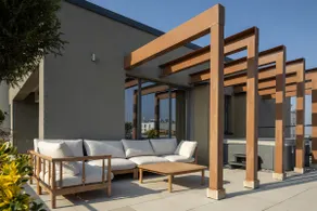 The Alley - Three Bedroom Penthouse with Jacuzzi - Image 4