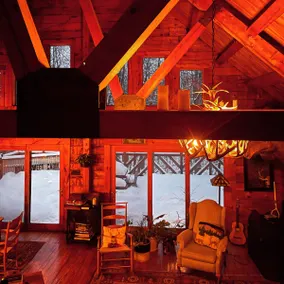 Entire Private 3-BR Log Cabin Nature Getaway - Image 4