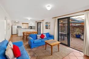 Pelican Cottage - Image 2