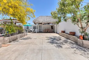 Casa de los Flores (House of Flowers) gated secure parking - Image 2