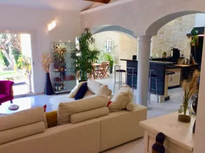 Grande villa, 250 m², vista panoramica, a 20 minuti dalle spiagge. - Image 3