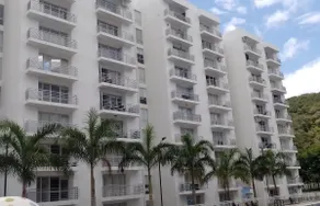 Entire Aqualina Green Apartment - Image 2