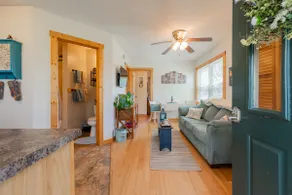 Find your Happy Place at our Country Cottage!! - Image 3