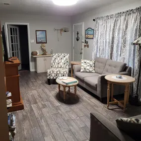 Tropical Oasis, Graveline Bayou/across street Gulf - Image 4