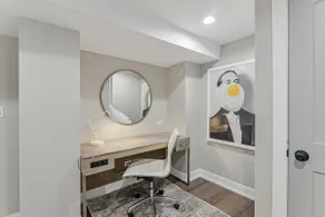 Charming 5-BR Duplex by Wrigley, Garage & Yard - Image 3