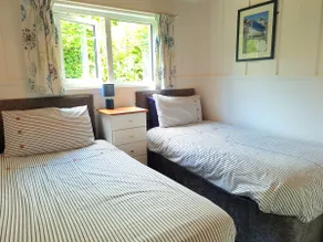 Bantry Cottage at Crackington Haven, near Bude and Boscastle, Cornwall - Image 4