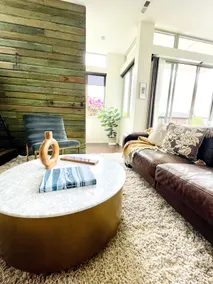 Spacious Modern City Home+Views+Hot tub+Parking - Image 3