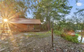 Creekside Cabin with 2 beautiful private sandbars - Image 4