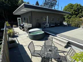 Downtown Beach & Ski Pad - Image 3