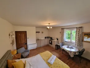 Glyndwr Vineyard - Image 4