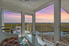 Little Oak Love | 5 Minutes to Folly | Marsh View - Image 5
