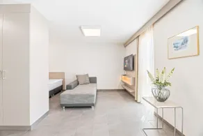 Modern 1-room apartment - Image 3