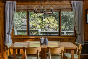 Whiskey Creek Cabin - Image 5