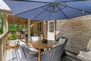 Kom Away Cabin Luxury Retreat - Image 5