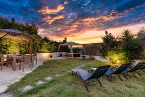 Mi Casa - Serene Garden Retreat, 2 bedroom house - Image 2