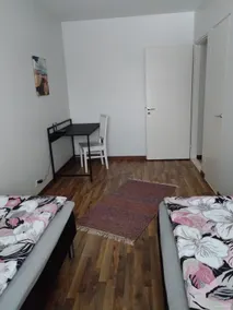 Cozy two-bedroom apartment in the center, 2nd floor - Image 3