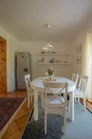Family Home with Garden & Free Parking near Prague - Image 4