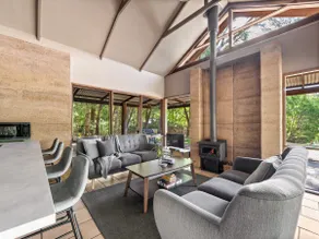 Chalet - Warren National Park setting Pemberton - Image 3