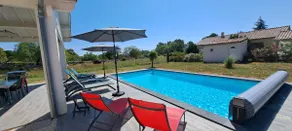 Smukke VILLA ARDECHE med fantastisk terrasse og pool med udsigt over vinmarkerne - Image 3
